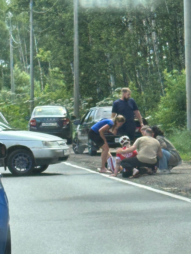 В Ярославле на окружной дороге сбили двух велосипедисток