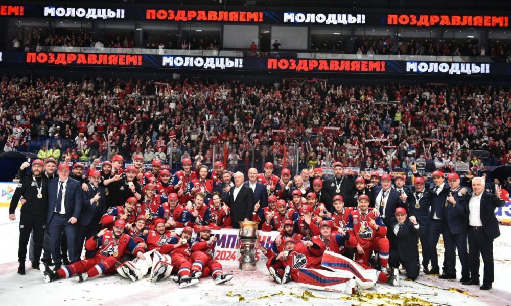 Обладательница «ТЭФИ-Регион» за репортаж о параде «Локомотива» ушла с телевиденья