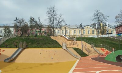 Детская площадка «Спартаковец» в Ярославле с горками, скалодромом и беговой дорожкой
